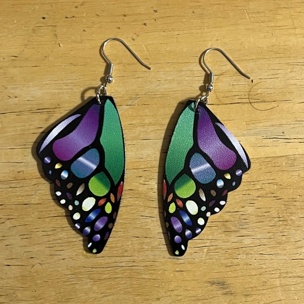 *NWOT* Butterfly Wing Earrings